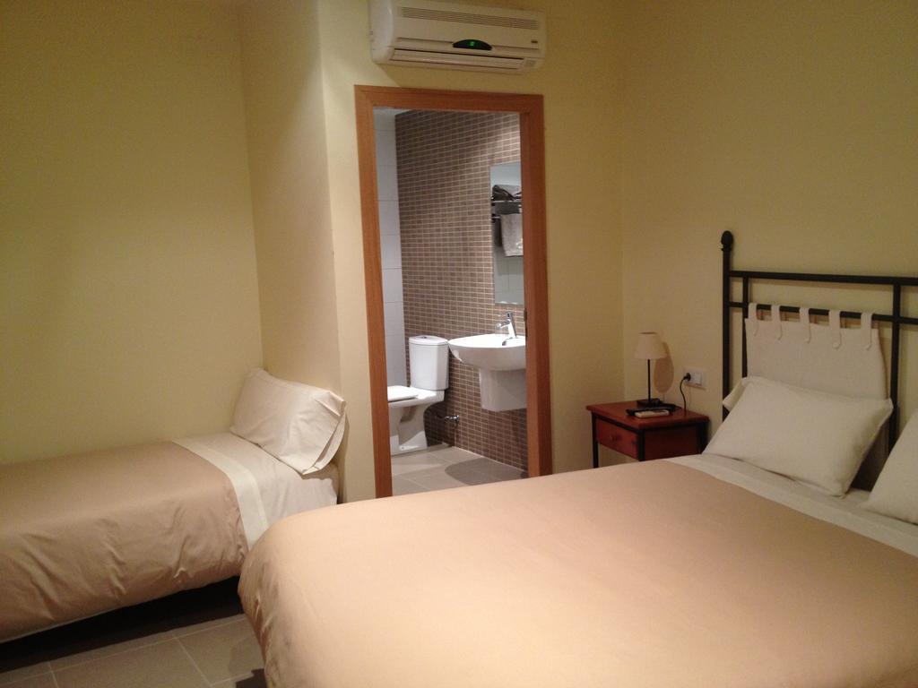 Hostal La Placeta Arbeca Стая снимка